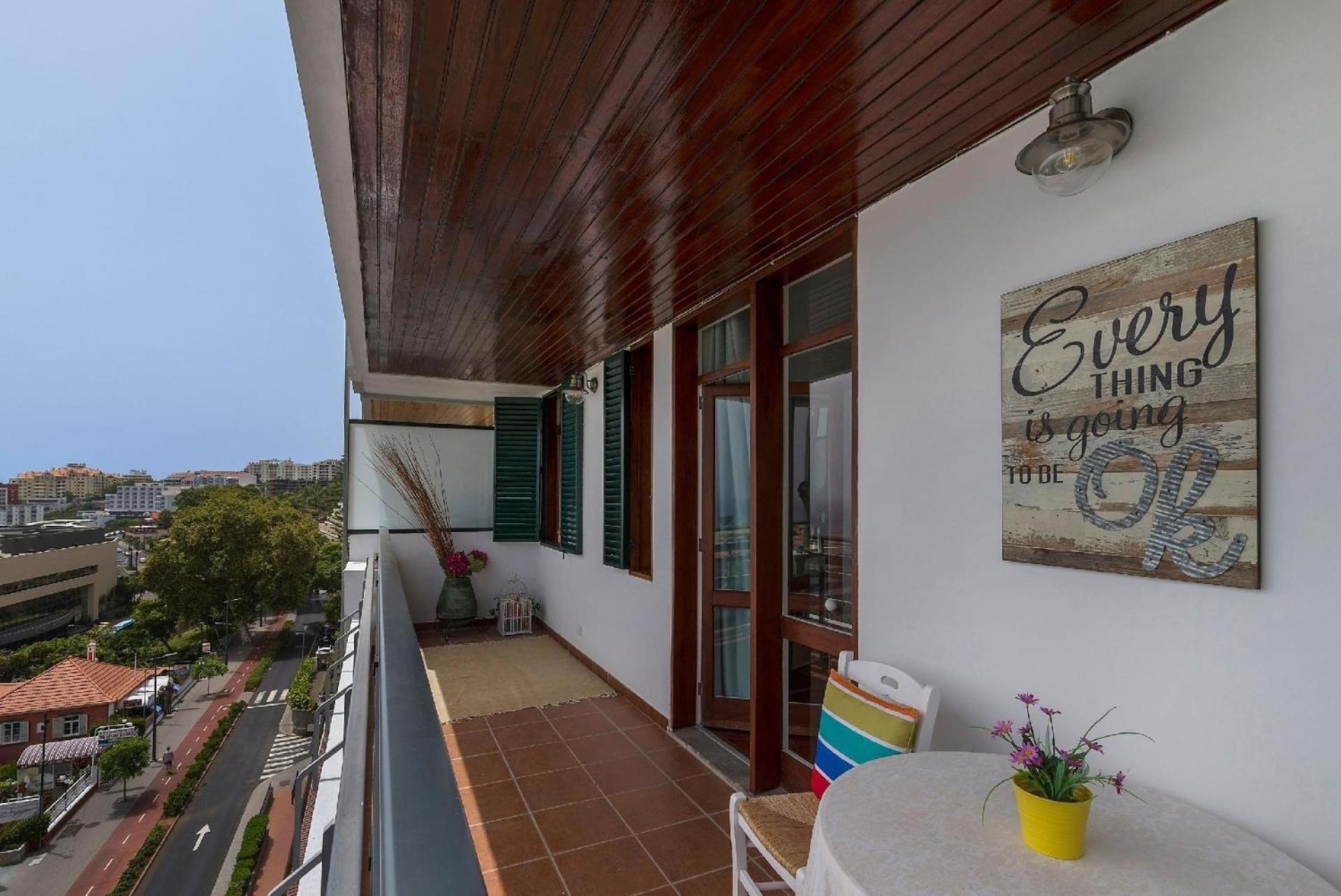 Wohnung Mit Balkon Und Aussicht In So Martinho Funchal  Exterior photo